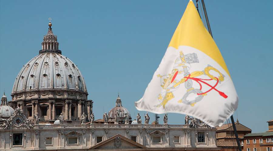 Qué representan el par de llaves en el escudo del Vaticano y a qué sitio dan acceso