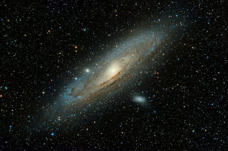 Andrómeda se ha &rsquo;tragado&rsquo; a otras galaxias más pequeñas... y está en vía de colisión con la Vía Láctea  