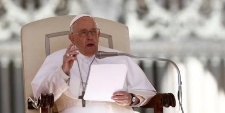 El papa Francisco permitirá votar a las mujeres en la reunión de obispos